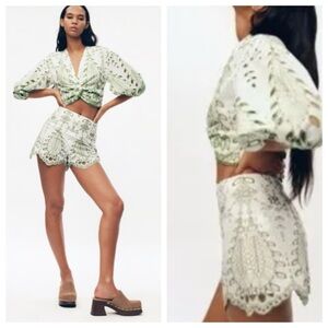 Zara Embroidered Green and White Women Shorts